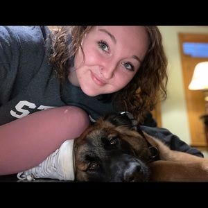 Meet your Posher, Emma